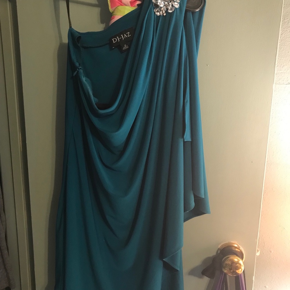 Beautiful size 12 off the shoulder dress